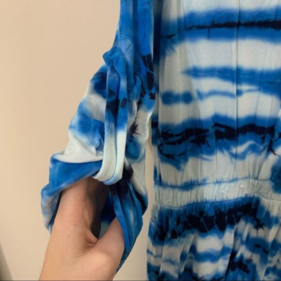 Young, Fabulous & Broke blue tie-dye short-sleeve romper size S - Picture 4 of 10